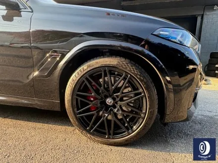 BMW X6M 818M 블랙 유광 휠도색 + 레드 캘리퍼 도색_! / 용인 처인구