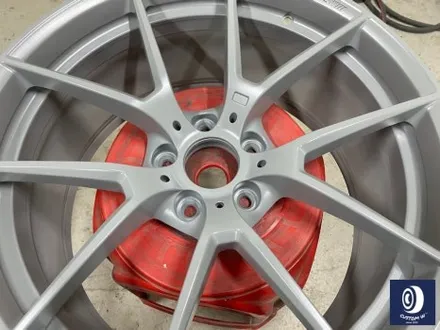 휠 수리 도색 불량 / BMW M4 763M 타 업체 잘못된 휠도색 약품 박리 / 페인트 제거 후, 사틴 블랙 휠 도색 재작업 + 카본 세라믹 골드 캘리퍼 도색 / 용인 처인구