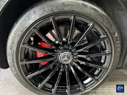 벤츠 GT43 AMG 휠수리 후 블랙유광 휠도색 + 레드 캘리퍼 도색 / 용인 처인구