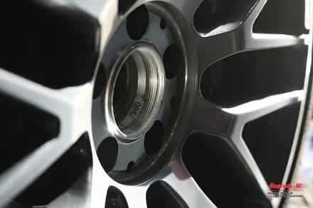 C63 AMG 차구경도 하고, 다이아몬드컷팅 휠수리, 레드 캘리퍼도색까지! / 용인 처인구