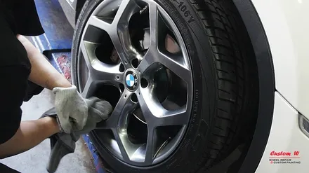 너무나도 잘 못된 휠도색으로 엉망진창이 된 BMW X6 휠 제대로 고스트크롬 휠도색. / 용인 처인구