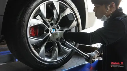BMW X4의 림 프로텍터의 약간은 불편한 진실과 고스트크롬 휠도색 그리고 캘리퍼 레드 도색. / 용인 처인구