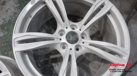 BMW 640D 차량에 장착 중인 잘못된 휠 수리이력의 M5 휠 다이아몬드컷팅 휠수리로 블랙 폴리시 휠 만들기! / 용인 처인구