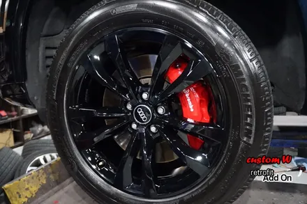 아우디 Q7 휠 상처수리 후 블랙유광 휠도색, 레드 캘리퍼도색(BREMBO로고) / 용인 처인구