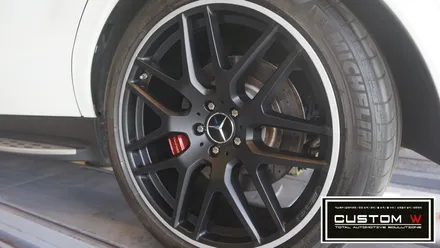 벤츠 GLE 63 AMG 맷블랙,실버 투톤 휠도색. / 용인 처인구
