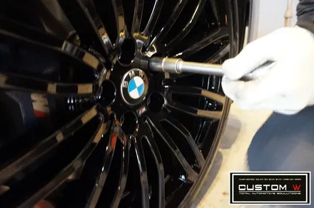 BMW G30 530i 664M 블랙유광(하이그로시 블랙) 휠도색 작업.! / 용인 처인구