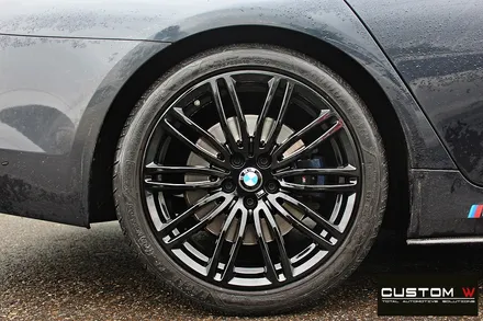 BMW M 530i 664M 휠 상처 수리 후 블랙유광 휠도색 / 용인 처인구