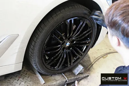 BMW G30 M540i 664M 블랙유광 휠도색 / 용인 처인구