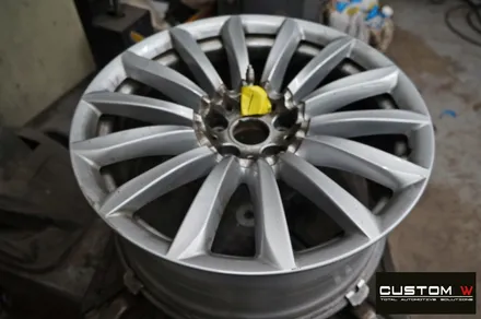 BMW G12 730Ld 휠 상처 수리 후 실버 휠복원 / 용인 처인구