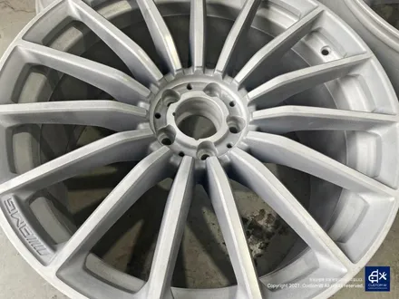 벤츠 GT43 AMG 잘못된 휠수리 약품 박리 제거 후 건메탈 무광 휠도색 / 용인 처인구