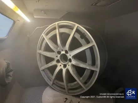 벤츠 GLB35 AMG 하이그로시 블랙 (유광 블랙) 휠 도색 작업으로 확 달라진 느낌 적인 느낌?! / 용인 처인구