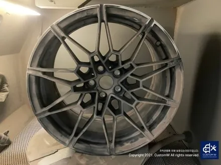 BMW G82 M4 826M 휠 상처 수리 후, 블랙 유광 휠 복원 도색 그리고 레드 캘리퍼 도색 작업까지_! / 용인 처인구