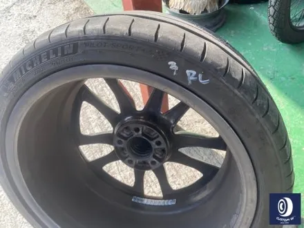 벤츠 C43 AMG 휠 상처 수리 후, 다이아몬드 커팅 가공을 이용한 블랙 폴리시 투톤 휠 커스텀 도색 / 용인 처인구