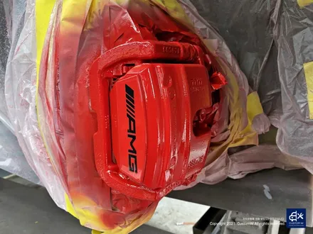 벤츠 GT43 AMG 잘못된 기존 도색 이력 박리후 블랙 실버 투톤 유광 휠도색 + 레드 캘리퍼 도색 / 용인 처인구
