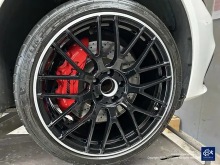 벤츠 C63 AMG 블랙 실버 투톤 유광 휠도색 + 레드 캘리퍼 도색 / 용인 처인구