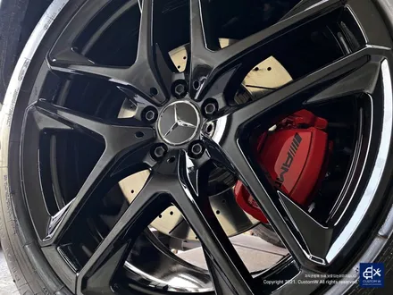 벤츠 GLE53 AMG 블랙유광 휠도색 + 레드 캘리퍼 도색 / 용인 처인구
