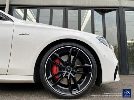 벤츠 E53 AMG 휠수리 후 블랙 실버 투톤 무광 휠도색 + 레드 캘리퍼 도색 / 용인 처인구