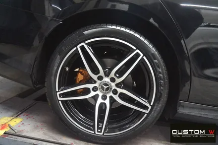 벤츠 W213 E300 AMG 라인 19인치 별휠 다이아몬드 컷팅 블랙 폴리시 작업, 캘리퍼 도색. / 용인 처인구