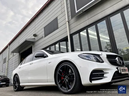 벤츠 E53 AMG 휠수리 후 블랙 실버 투톤 무광 휠도색 + 레드 캘리퍼 도색 / 용인 처인구