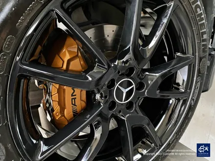 벤츠 GLC43 AMG 휠수리 후 블랙유광 휠도색 + 카본 세라믹 골드 캘리퍼 도색 / 용인 처인구