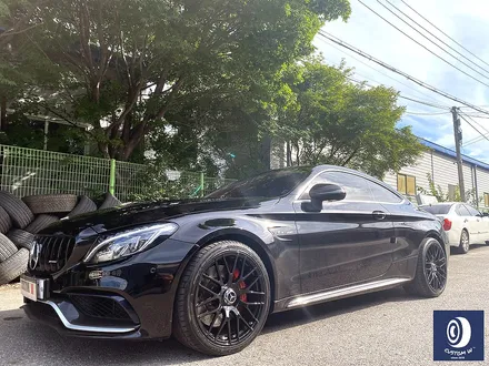 벤츠 C63AMG 하이그로시 블랙(검정 유광) 휠도색 + 레드 캘리퍼 도색 / 용인 처인구