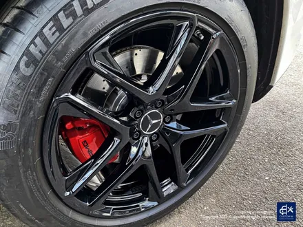 벤츠 GLE53 AMG 휠수리 후 블랙유광 휠도색 + 레드 캘리퍼 도색 / 용인 처인구