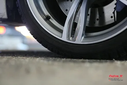 결국 또 콜라보... BMW M5와 520D 럭셔리 1개씩의 휠수리(다이아몬드컷팅 휠복원) / 용인 처인구