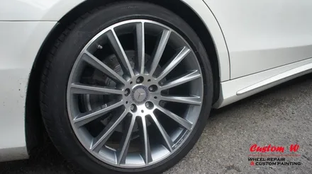 벤츠 S500 상처난 휠 다른 휠과의 이질감없도록 다이아몬드컷팅 휠수리. / 용인 처인구