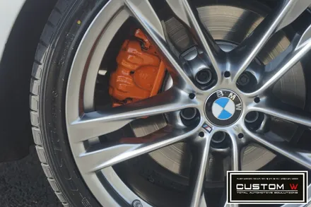 BMW 6시리즈 휠 상처수리후 고스트크롬 휠도색 M퍼포먼스 오렌지컬러 캘리퍼도색. / 용인 처인구