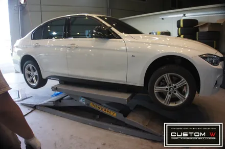 BMW F30 330i 휠 상처수리 후 블랙유광 휠도색. / 용인 처인구