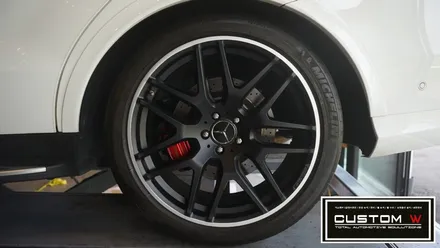 벤츠 GLE 63 AMG 맷블랙,실버 투톤 휠도색. / 용인 처인구