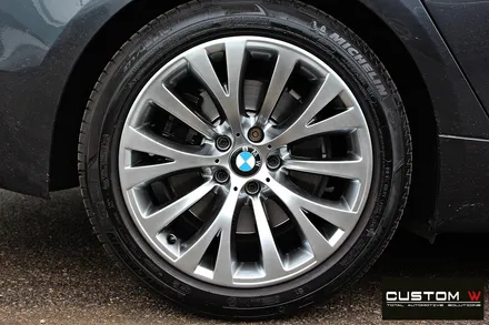 BMW 5GT 휠 상처 수리 후 고스트크롬 휠 도색 / 용인 처인구