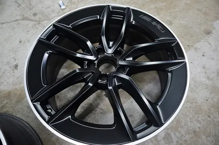 벤츠 E53 AMG 무광 투톤 휠 + 카본 세라믹 골드 캘리퍼 도색 / 용인 처인구