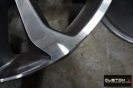 벤츠 GLE350d 휠 상처 수리 후 블랙 유광 휠도색 / 용인 처인구