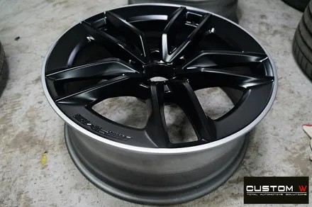 벤츠 CLS53 AMG 기존 고객 휠 상처 수리 후 블랙 실버 투톤 무광 휠도색 / 용인 처인구