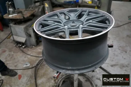벤츠 신형 G63 AMG 휠 상처 수리 후 블랙 레드 무광 투톤 휠도색 / 용인 처인구