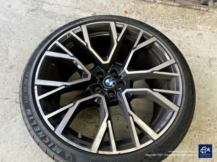 BMW X5M 809M 휠수리 후 블랙유광 휠도색 / 용인 처인구