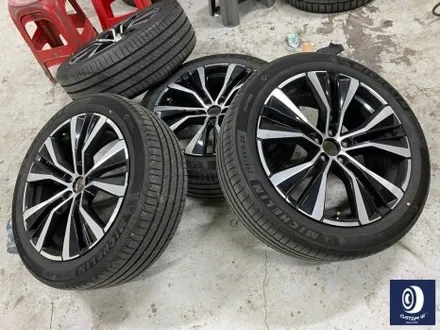 볼보 XC60 20인치 하이그로시 블랙 (검정 유광) 휠 도색 / 용인 처인구