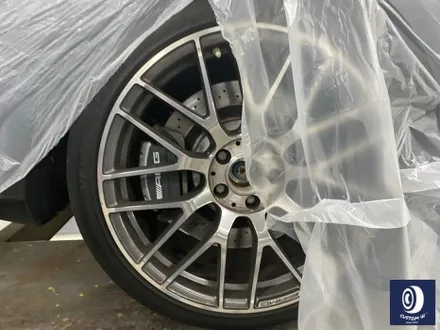 벤츠 C63AMG 하이그로시 블랙(검정 유광) 휠도색 + 레드 캘리퍼 도색 / 용인 처인구
