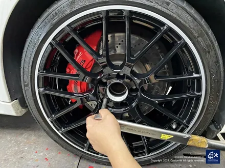 벤츠 C63 AMG 블랙 실버 투톤 유광 휠도색 + 레드 캘리퍼 도색 / 용인 처인구