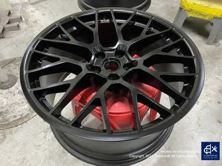 포르쉐 마칸 S 20인치 스파이더 타 업체 잘못된 수리 이력  사틴 블랙 ( JET BLACK / 무광 검정) 휠도색 그리고 레드 캘리퍼 도색 작업까지_! \
