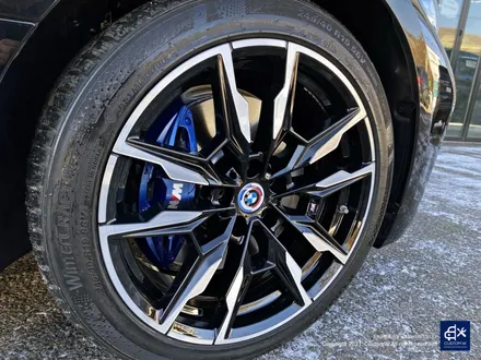 BMW i4 M50 기존 도색 제거 약품 박리 후, 블랙 폴리시 휠 + 블루 캘리퍼 도색 / 용인 처인구