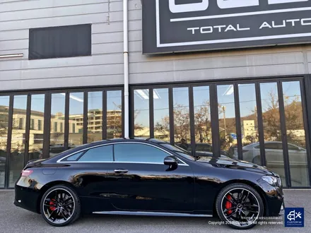 벤츠 E53 AMG 잘못된 도색 이력 박리 후 투톤 유광 휠도색 + 레드 캘리퍼 도색 / 용인 처인구