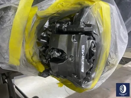 벤츠 GLC43 AMG 21인치 휠 상처 수리 후, 블랙 유광 휠 도색 + 건메탈 그레이 캘리퍼 도색 / 용인 처인구