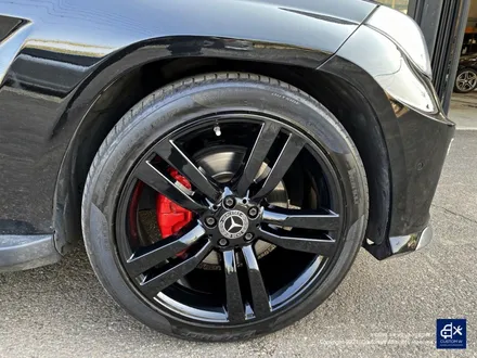 벤츠 GLK220 휠수리 후 블랙유광 휠도색 + 부식 제거 후 레드 캘리퍼 도색 / 용인 처인구