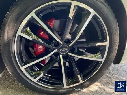 아우디 A7 50TDI 20인치 휠 상처 수리 후, 다이아몬드 커팅 가공을 이용한 블랙 폴리시 휠 커스텀 도색 작업 그리고 레드 캘리퍼 도색 작업까지_! / 용인 처인구