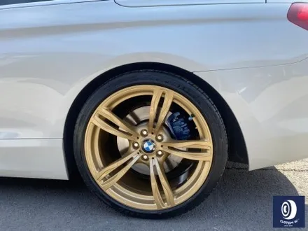 타 업체 잘못된 수리 도색 이력이 있는 BMW 640i 약품 박리 / 페인트 제거 후, 골드 휠 도색 + 엄청난 부식 제거 후, 블루 컬러 캘리퍼 도색으로 부식 방지까지_! / 용인 처인구