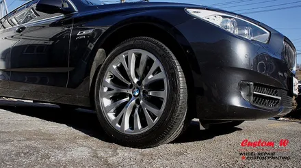 BMW 5GT 안타까운 사연의 휠을 고스트크롬으로 휠도색, 블랙 캘리퍼도색. / 용인 처인구