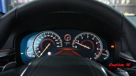 BMW 신형 5시리즈 G30 530I의 신차 구경하기 그리고 블랙유광 휠도색(달라진 PCD와 허브 사이즈). / 용인 처인구
