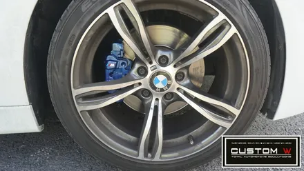 BMW F30 320d 극혐주의! 심각한 수준의 녹과 부식의 캘리퍼 블루 캘리퍼도색. / 용인 처인구